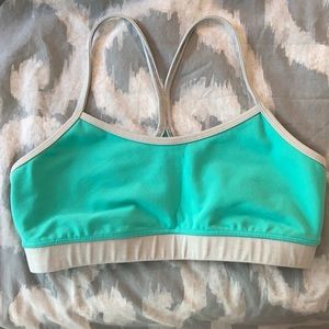 Lululemon sports bra size 10